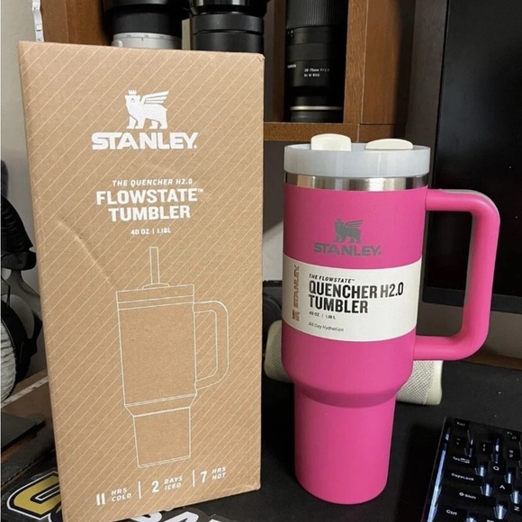 Stanley Accessories - Stanley Pink Quencher H2.0 Tumbler
